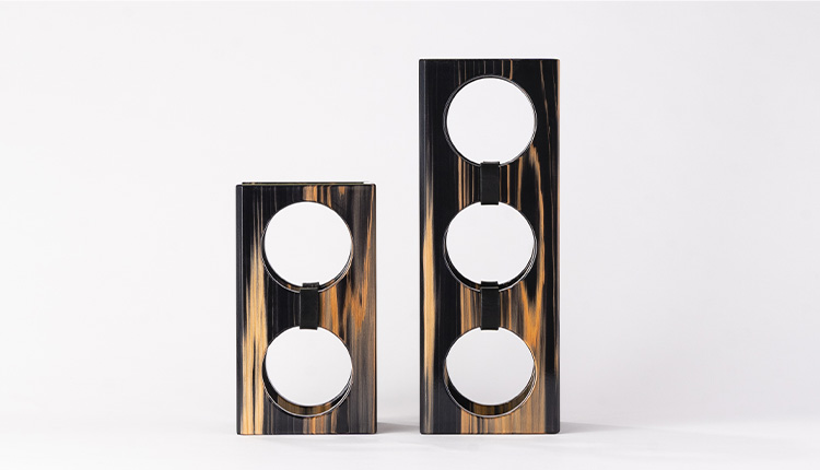 コンパクトにまとめる折りたたみ式ワインラック